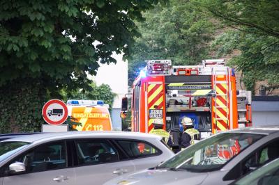 Kirchheim: Container in Brand gesetzt und Pkw beschaedigt